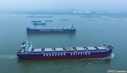 扬州中远海运重工两艘81.2k散货船试航